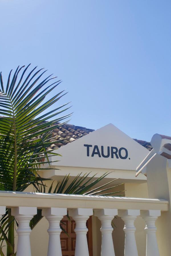 Luxury B&B Villa Tauro Ла-Кала-де-Михас Экстерьер фото